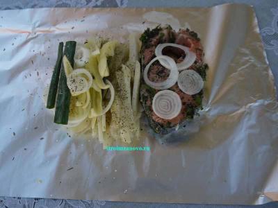Сёмга, запечённая с овощами
Сёмга, запечённая с овощами