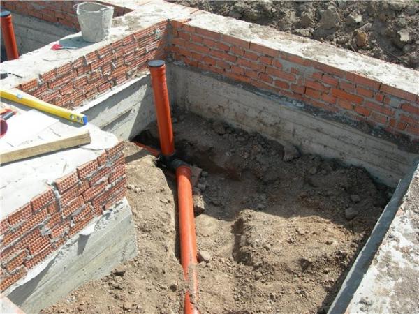 Канализация в бане своими руками схема Канализация в бане своими руками схема