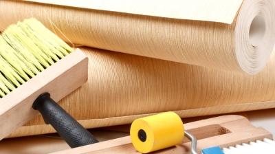 Откуда начинать клеить обои в комнате — все способы поклейки + инструкции Откуда начинать клеить обои в комнате — все способы поклейки + инструкции