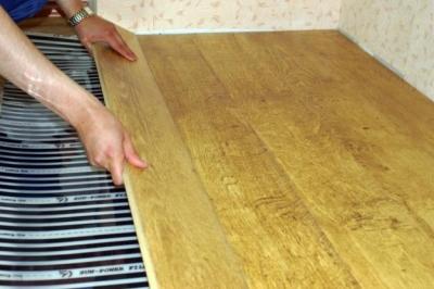 Монтаж инфракрасного теплого пола под ламинат своими руками Монтаж инфракрасного теплого пола под ламинат своими руками