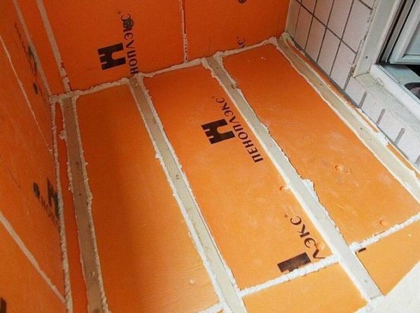 Как можно утеплить пол на балконе Как можно утеплить пол на балконе